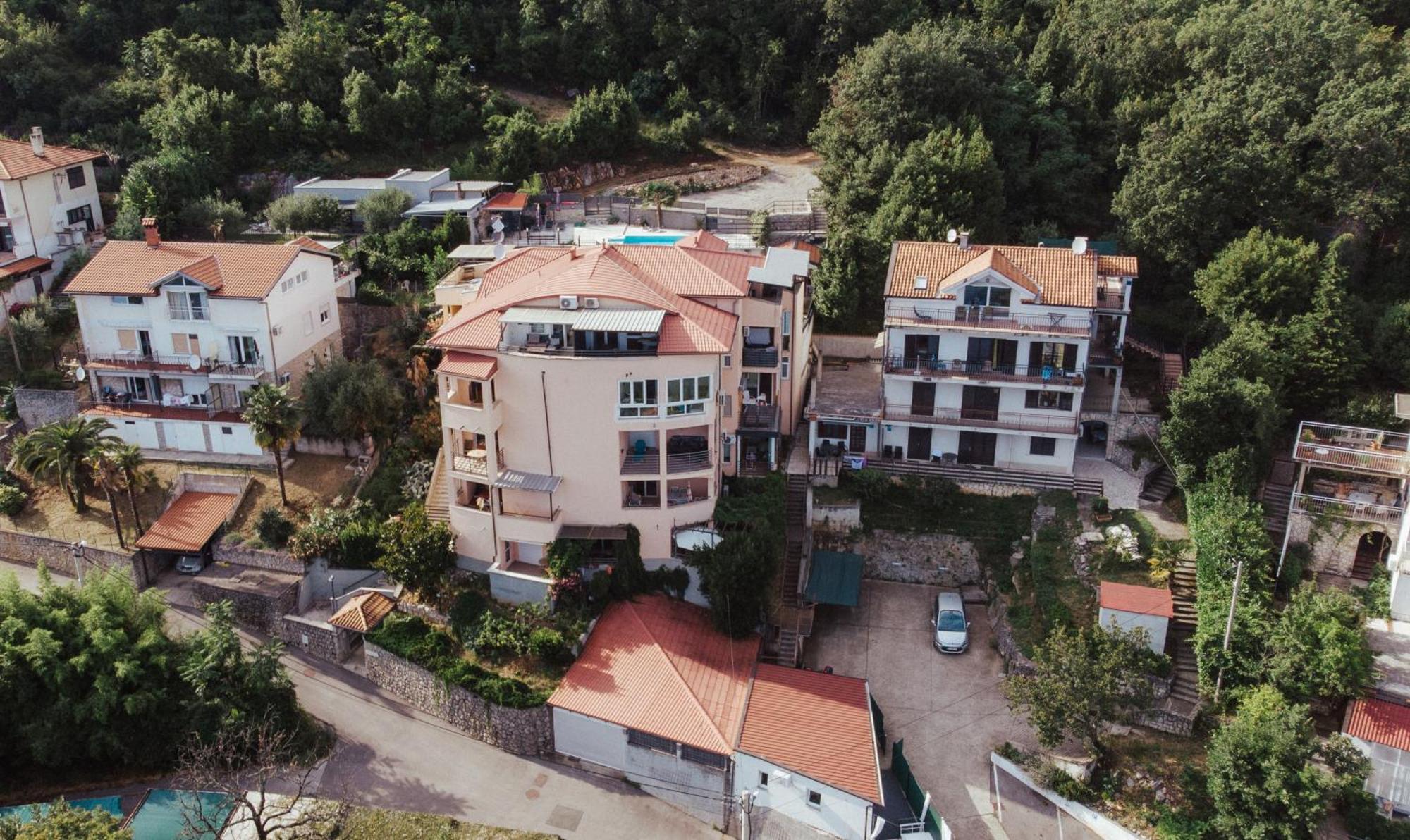 Apartmani Jelena Abbazia Esterno foto