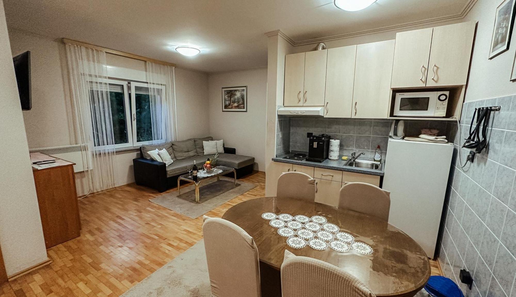 Apartmani Jelena Abbazia Esterno foto