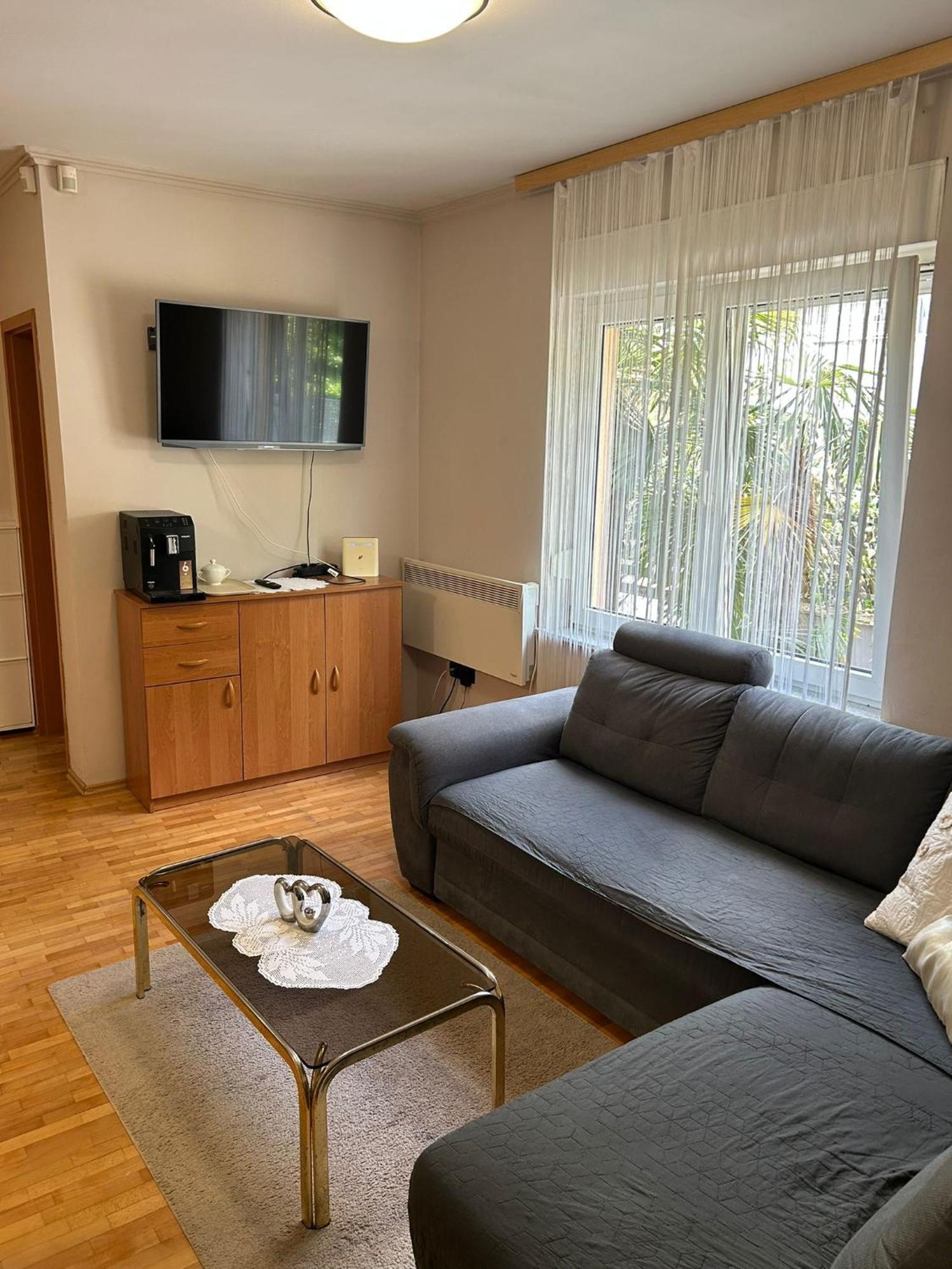 Apartmani Jelena Abbazia Esterno foto